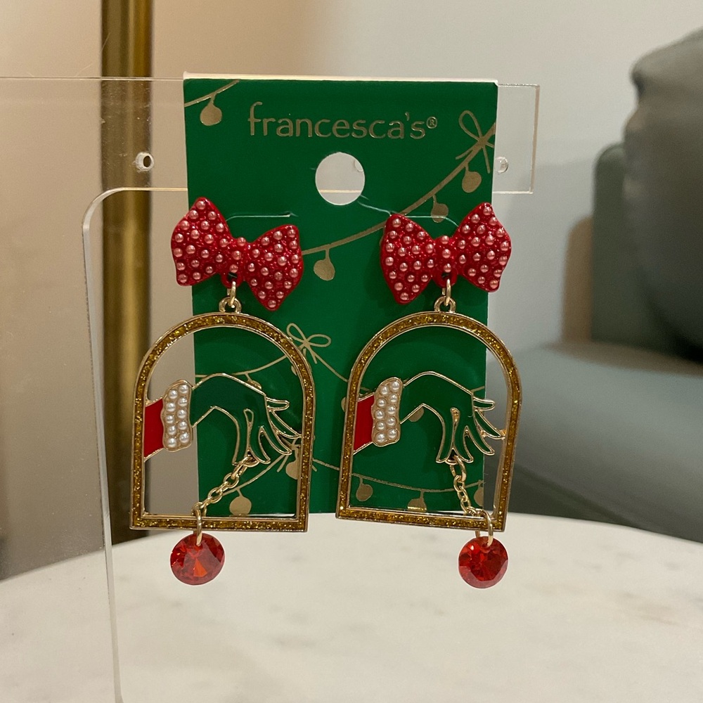 🎄The Grinch Classic Hand Earrings